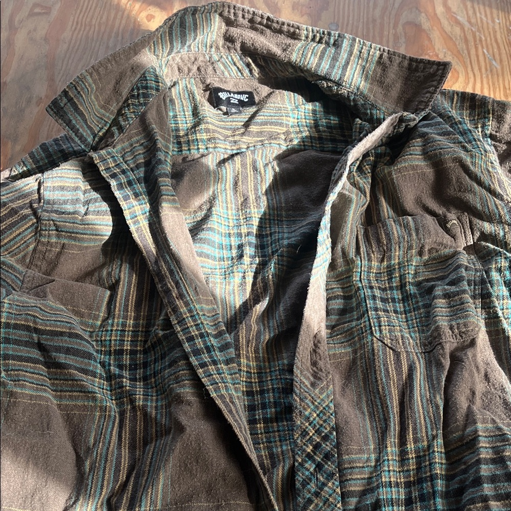 Billabong Green and Brown Plaid Casual Shirt